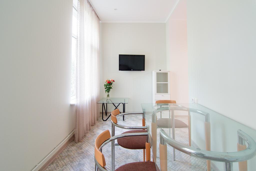 Best Apartments On St. Rishelievskaya 7 Odesa Exterior photo